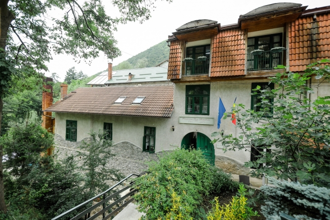 Casa Dimitrios Herculane